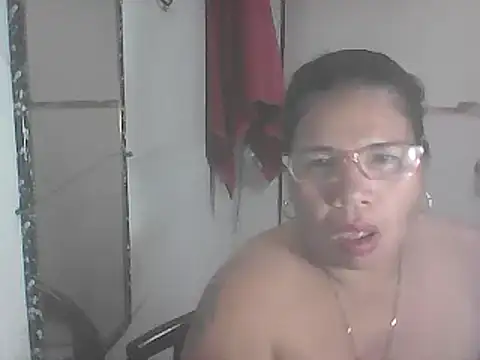 hotwet mama4uxx online show from March 2025 11:58:01 AM