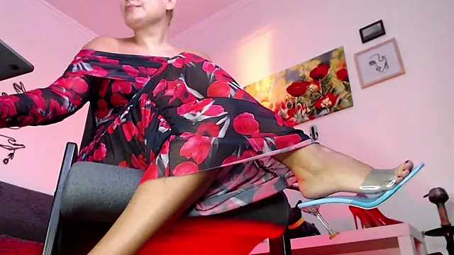 MadameKatrina online show from January 2025 12:35:02 PM