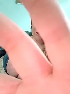 Snapshot of Emma96_hot chatting on October 2025 05:52:02 AM Emma96 hot online show from October 2025 05:52:02 AM