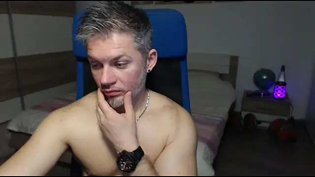 RobbyShawz online show from March 2025 10:57:01 AM