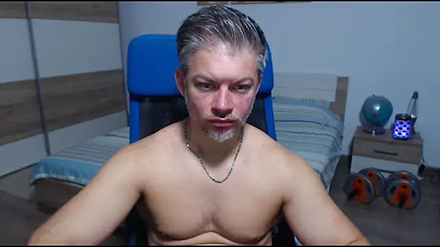 RobbyShawz online show from September 2025 04:36:01 AM