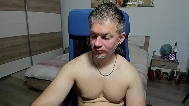 Snapshot of RobbyShawz chatting on June 2026 04:47:02 AM RobbyShawz online show from June 2026 04:47:02 AM