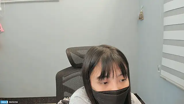 Ayase momo online show from January 2025 03:13:01 PM