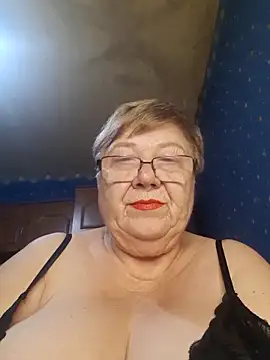 Lena Gaby online show from November 2025 07:41:02 PM