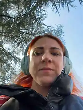 Nikky Divine online show from March 2026 02:16:01 PM