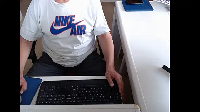 Snapshot of dutchpornking chatting on July 2026 06:20:02 AM dutchpornking online show from July 2026 06:20:02 AM