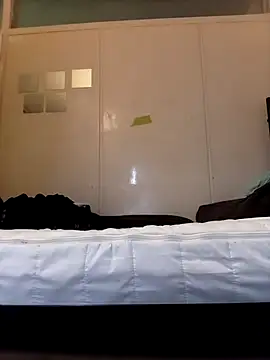 Hotarabicboy36y online show from November 2025 08:52:02 AM