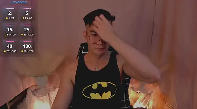 Snapshot of 000batman000 chatting on December 2024 10:25:01 AM 000batman000 online show from December 2024 10:25:01 AM