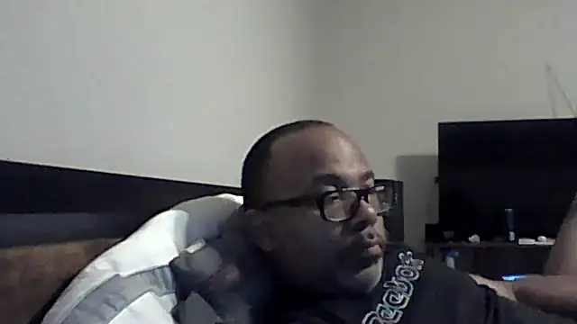 Snapshot of dababyboii chatting on April 2026 04:15:02 AM dababyboii online show from April 2026 04:15:02 AM