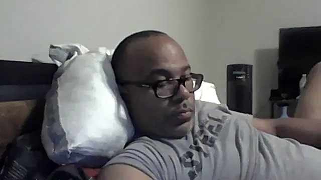 Snapshot of dababyboii chatting on April 2026 09:37:02 AM dababyboii online show from April 2026 09:37:02 AM