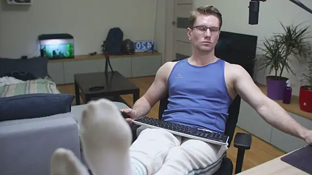 kevin-park online show from February 2025 03:25:02 PM