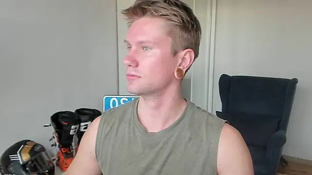 kevin-park online show from October 2025 08:04:02 AM