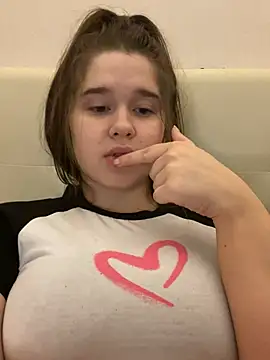 Snapshot of HornyGirlH chatting on February 2025 03:55:02 AM HornyGirlH online show from February 2025 03:55:02 AM