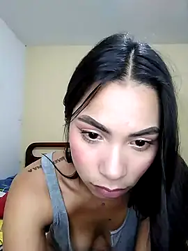 Snapshot of iamemmablake chatting on December 2024 01:36:02 AM iamemmablake online show from December 2024 01:36:02 AM