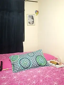 Snapshot of iamemmablake chatting on October 2025 10:59:02 PM iamemmablake online show from October 2025 10:59:02 PM