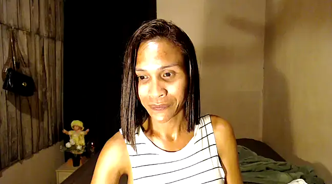 Snapshot of Sassy_Erika chatting on December 2024 01:54:02 PM Sassy Erika online show from December 2024 01:54:02 PM