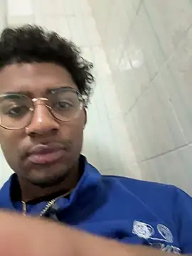 samuchoco21 online show from February 2025 11:41:02 AM