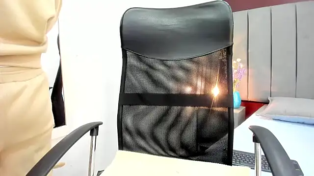 moxa hot online show from December 2025 02:56:02 PM