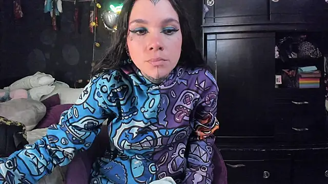 Snapshot of Lilmarieee chatting on November 2025 10:10:02 PM Lilmarieee online show from November 2025 10:10:02 PM
