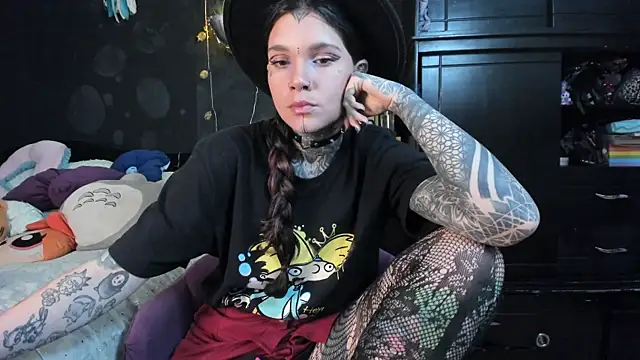 Snapshot of Lilmarieee chatting on November 2025 09:37:01 PM Lilmarieee online show from November 2025 09:37:01 PM