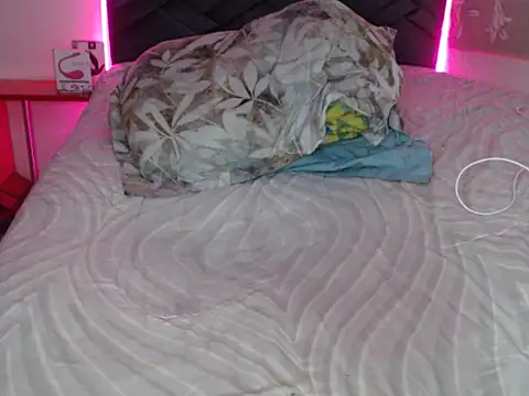 danypalmer online show from March 2025 02:52:01 AM