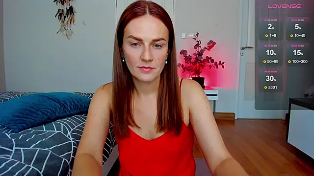 Snapshot of BritneyHall chatting on January 2025 07:15:01 AM BritneyHall online show from January 2025 07:15:01 AM