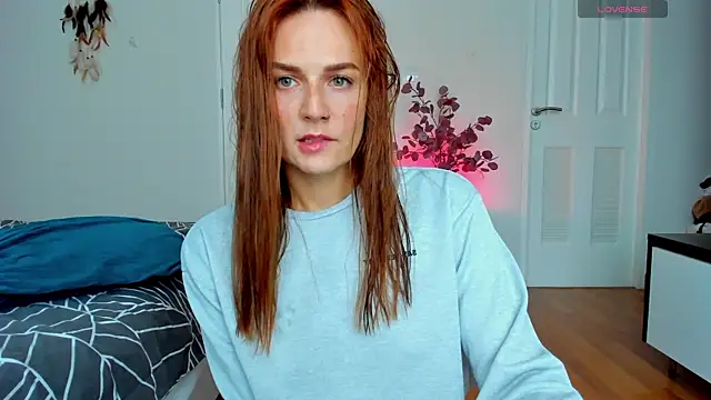 Snapshot of BritneyHall chatting on February 2025 08:50:02 AM BritneyHall online show from February 2025 08:50:02 AM
