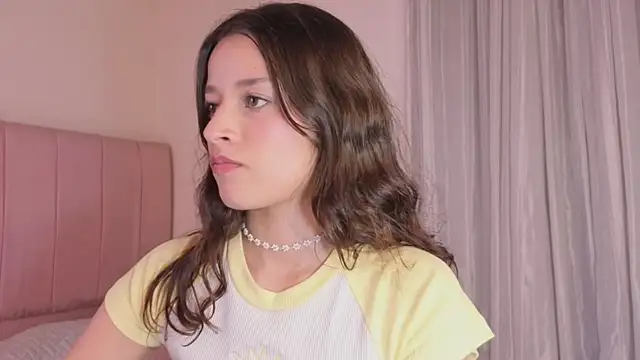 Amaia Daniells online show from December 2025 04:20:02 AM