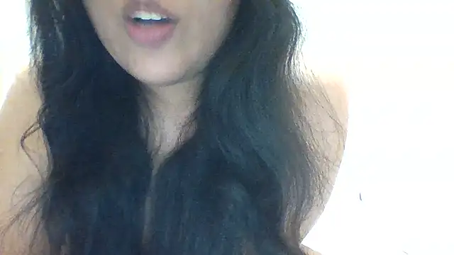 Annerae online show from January 2025 03:23:01 PM