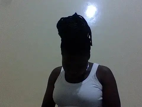 Snapshot of cute-marianna chatting on May 2026 05:45:02 PM cute-marianna online show from May 2026 05:45:02 PM