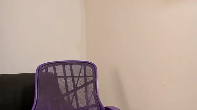 Ash milk online show from February 2025 10:09:02 PM