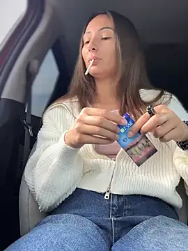 Snapshot of YOUR-KARINA chatting on January 2025 03:45:01 AM YOUR-KARINA online show from January 2025 03:45:01 AM