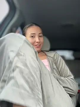 Snapshot of YOUR-KARINA chatting on March 2025 07:16:01 AM YOUR-KARINA online show from March 2025 07:16:01 AM