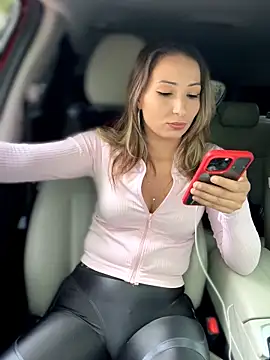 YOUR-KARINA online show from April 2026 06:49:02 AM