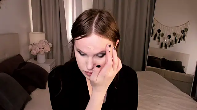 EffieMinki online show from June 2026 09:41:01 PM
