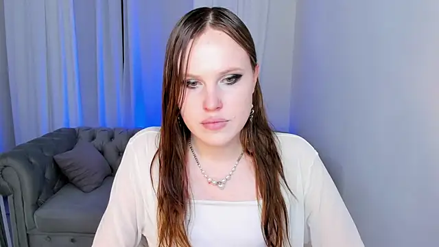 EffieMinki online show from July 2026 09:08:01 PM
