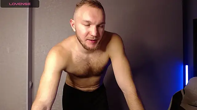 Toress1 online show from December 2024 09:04:02 PM