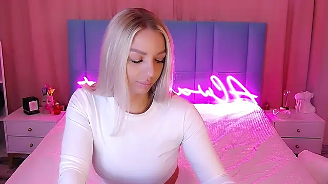 Snapshot of AllwaysHotJ chatting on January 2025 02:27:02 AM AllwaysHotJ online show from January 2025 02:27:02 AM