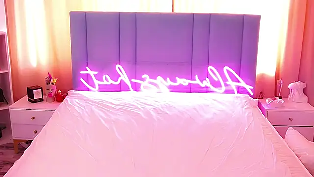 Snapshot of AllwaysHotJ chatting on March 2025 05:55:02 AM AllwaysHotJ online show from March 2025 05:55:02 AM