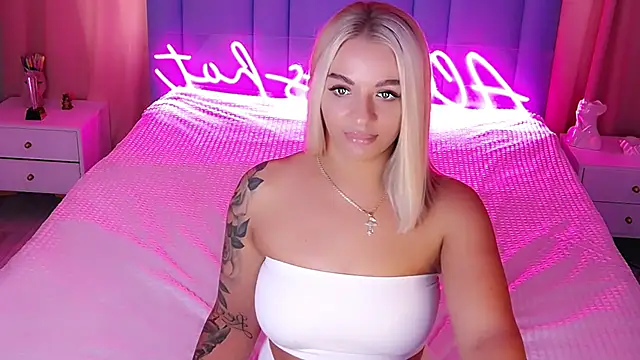 Snapshot of AllwaysHotJ chatting on September 2025 02:13:01 AM AllwaysHotJ online show from September 2025 02:13:01 AM