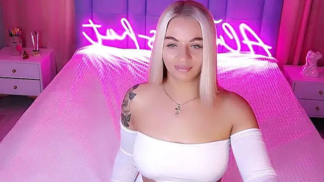 Snapshot of AllwaysHotJ chatting on October 2025 02:19:01 AM AllwaysHotJ online show from October 2025 02:19:01 AM