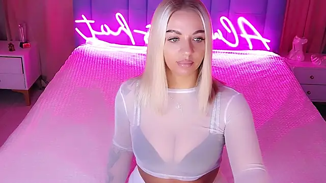 Snapshot of AllwaysHotJ chatting on November 2025 02:34:01 AM AllwaysHotJ online show from November 2025 02:34:01 AM