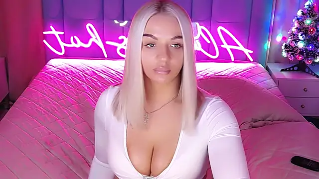 Snapshot of AllwaysHotJ chatting on December 2025 02:07:02 AM AllwaysHotJ online show from December 2025 02:07:02 AM