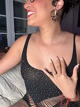 Lauyako online show from April 2026 08:31:01 PM