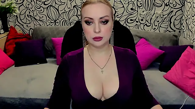 Hotdreamhere online show from March 2025 10:39:02 AM