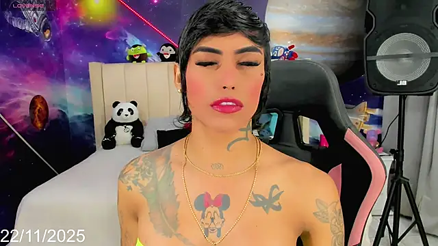 Nella Dolls online show from November 2025 07:51:02 AM