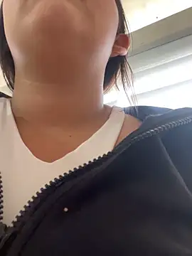 Lia sexx online show from December 2025 07:22:01 PM