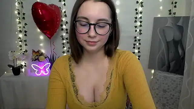 Snapshot of SweetPrincess_ chatting on February 2025 12:44:02 PM SweetPrincess online show from February 2025 12:44:02 PM