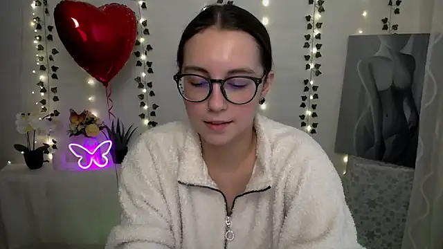 Snapshot of SweetPrincess_ chatting on February 2025 12:32:01 PM SweetPrincess online show from February 2025 12:32:01 PM