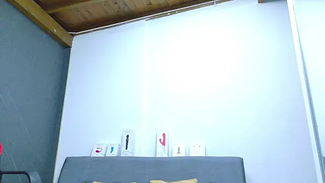 Britney taylor  online show from January 2026 07:39:02 PM